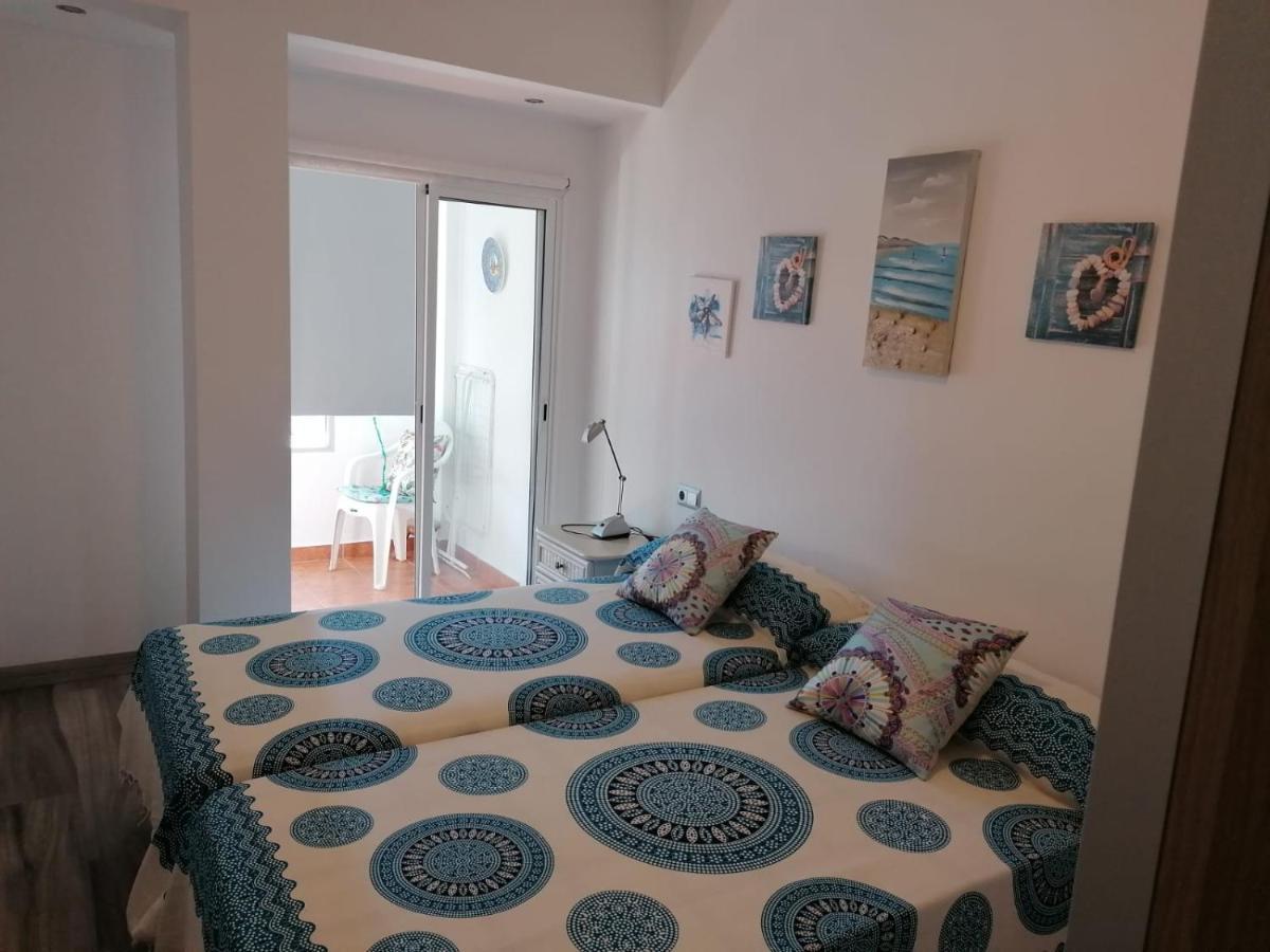 贝纳尔马德纳Apartamento En La Playa Con Piscina公寓 外观 照片